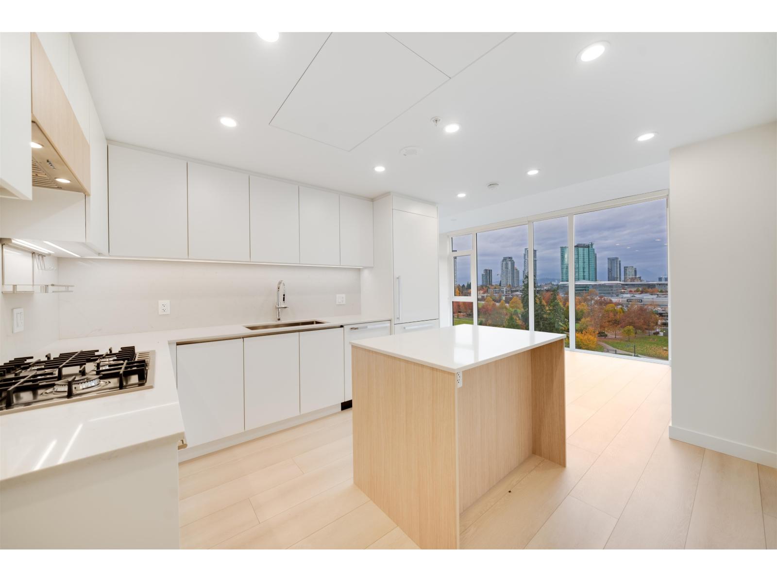 808 13572 98a Avenue, Surrey, British Columbia  V3T 0X1 - Photo 10 - R3141186
