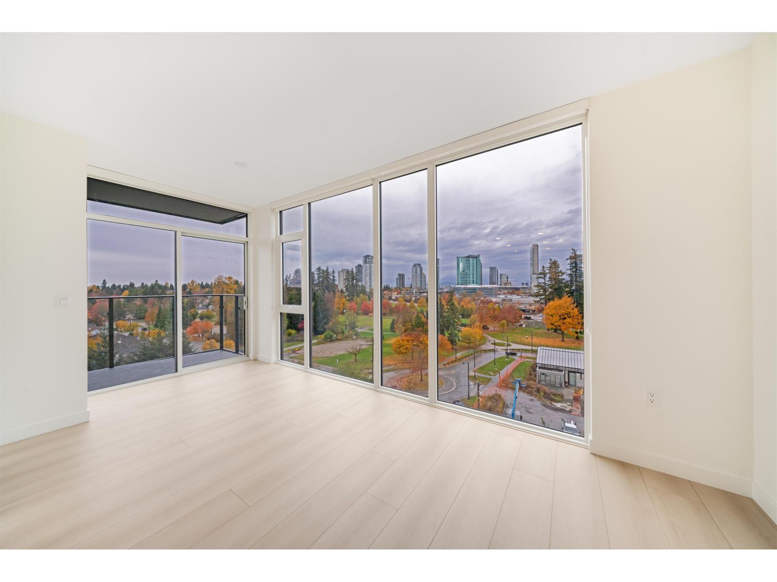 808 13572 98a Avenue, Surrey, British Columbia  V3T 0X1 - Photo 5 - R3141186