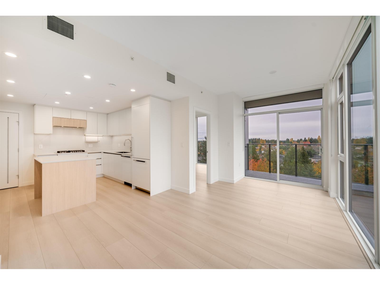 808 13572 98a Avenue, Surrey, British Columbia  V3T 0X1 - Photo 6 - R3141186