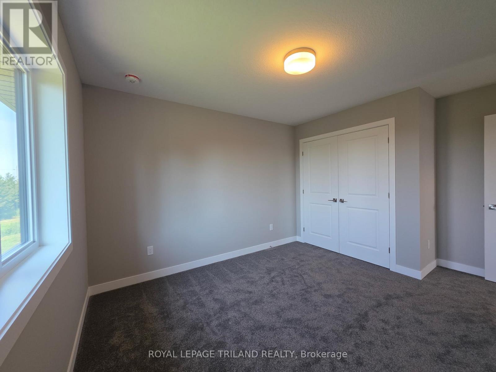 111 Styles Drive, St. Thomas, Ontario  N5R 0N8 - Photo 13 - X12641822