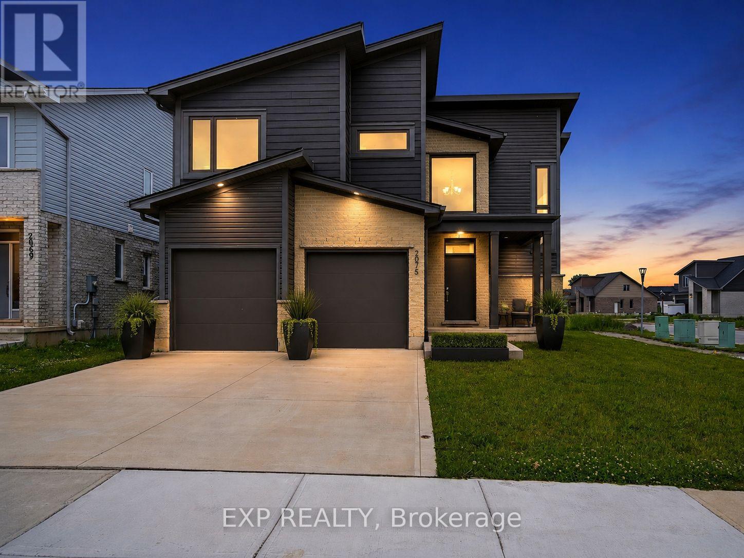2075 Evans Boulevard, London South, Ontario  N6M 0J6 - Photo 2 - X13500388