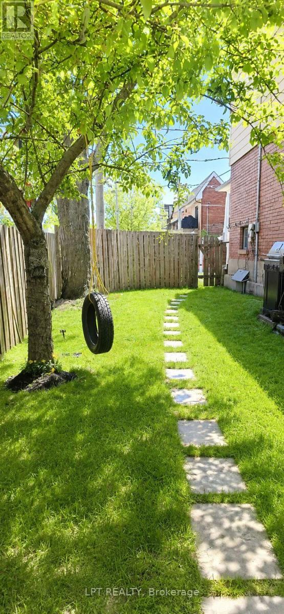 1314 Dupont Street, Toronto, Ontario  M6H 2A7 - Photo 2 - W13443074