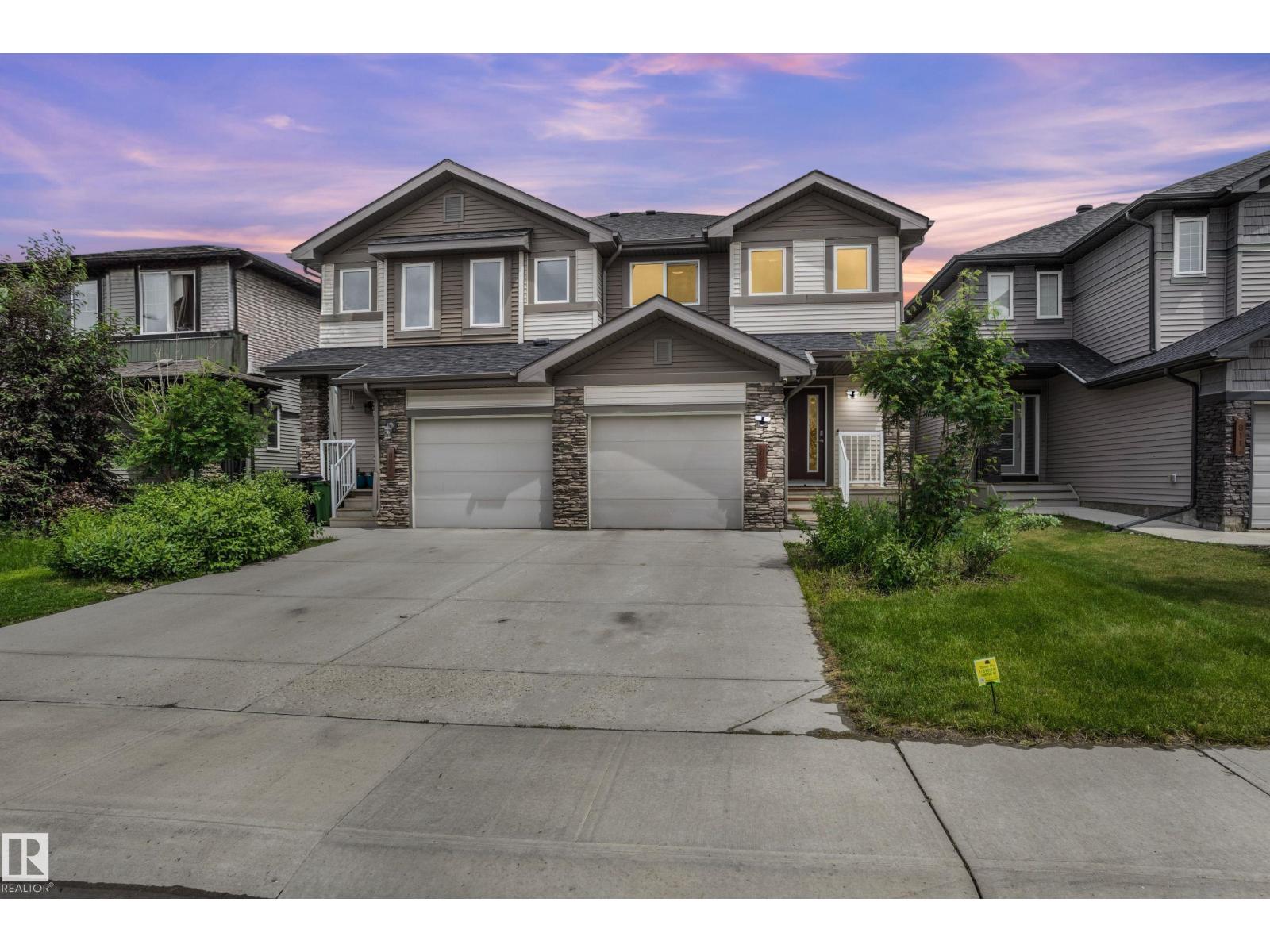809 CAVANAGH HE SW, Edmonton, Alberta