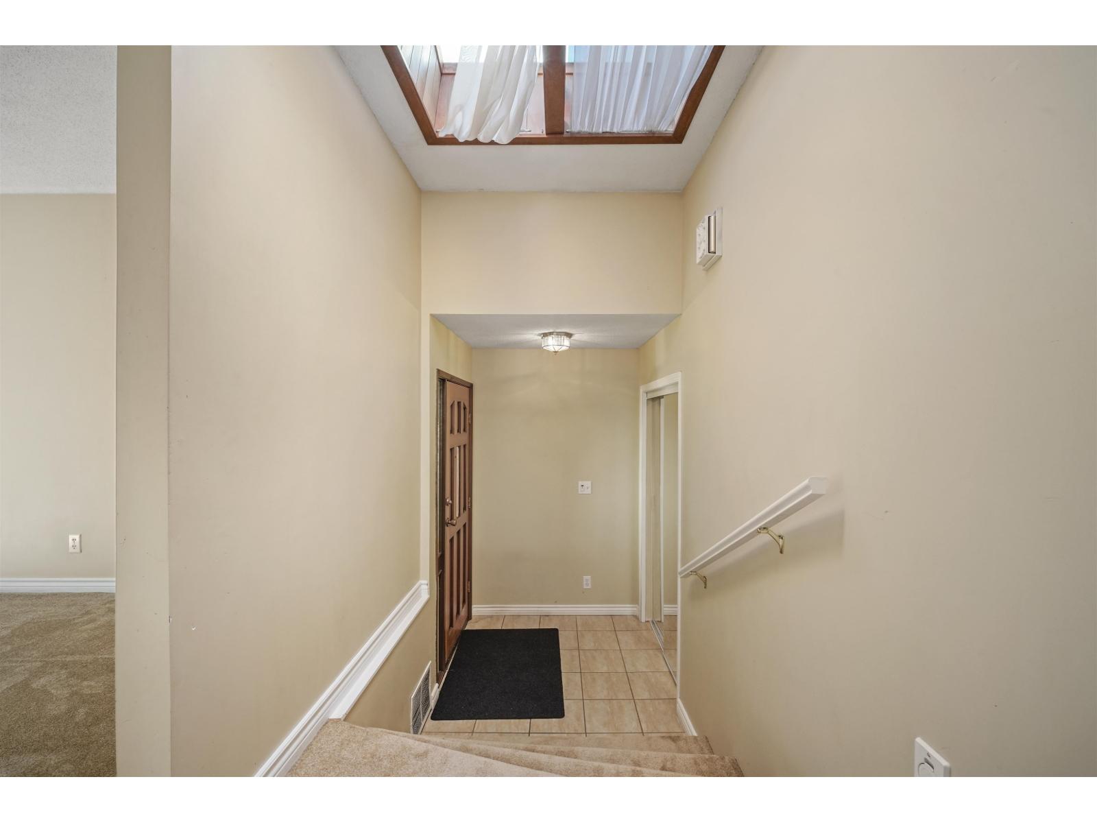 13081 61 Avenue, Surrey, British Columbia  V3X 2H4 - Photo 3 - R3141199