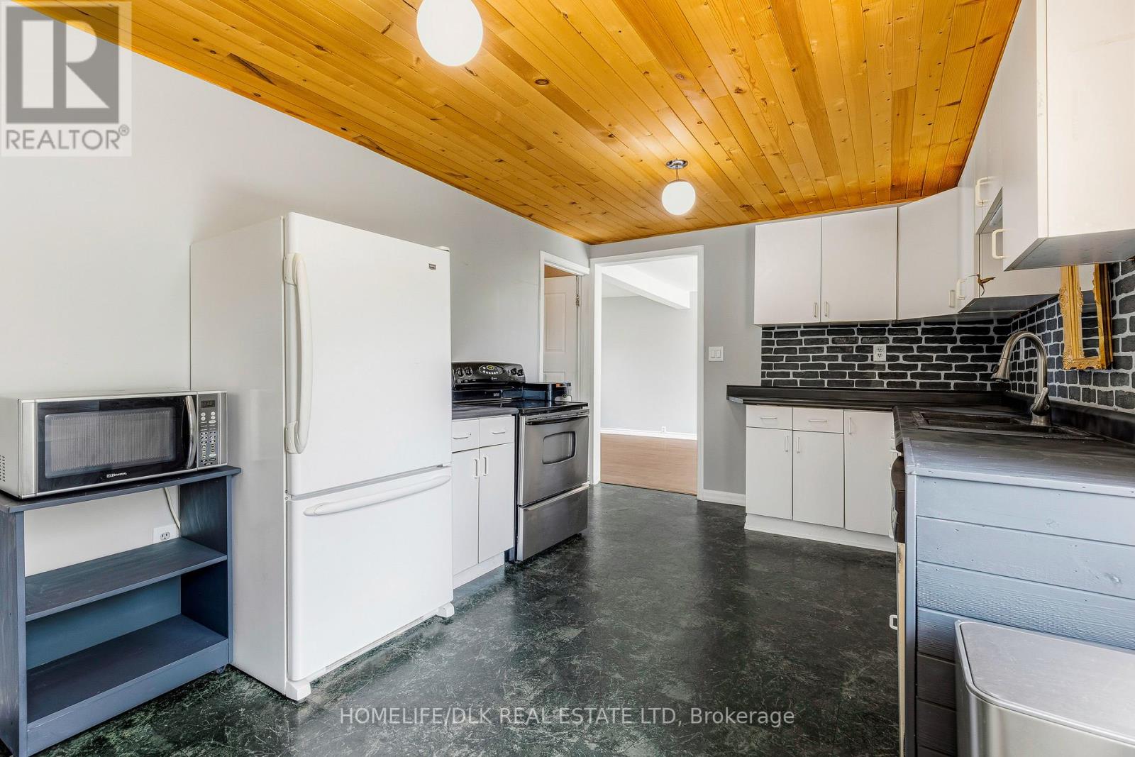 94 Quabbin Road, Front Of Yonge, Ontario  K0E 1R0 - Photo 12 - X13503622