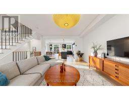 34 CURRAN HALL CRESCENT, Toronto, Ontario
