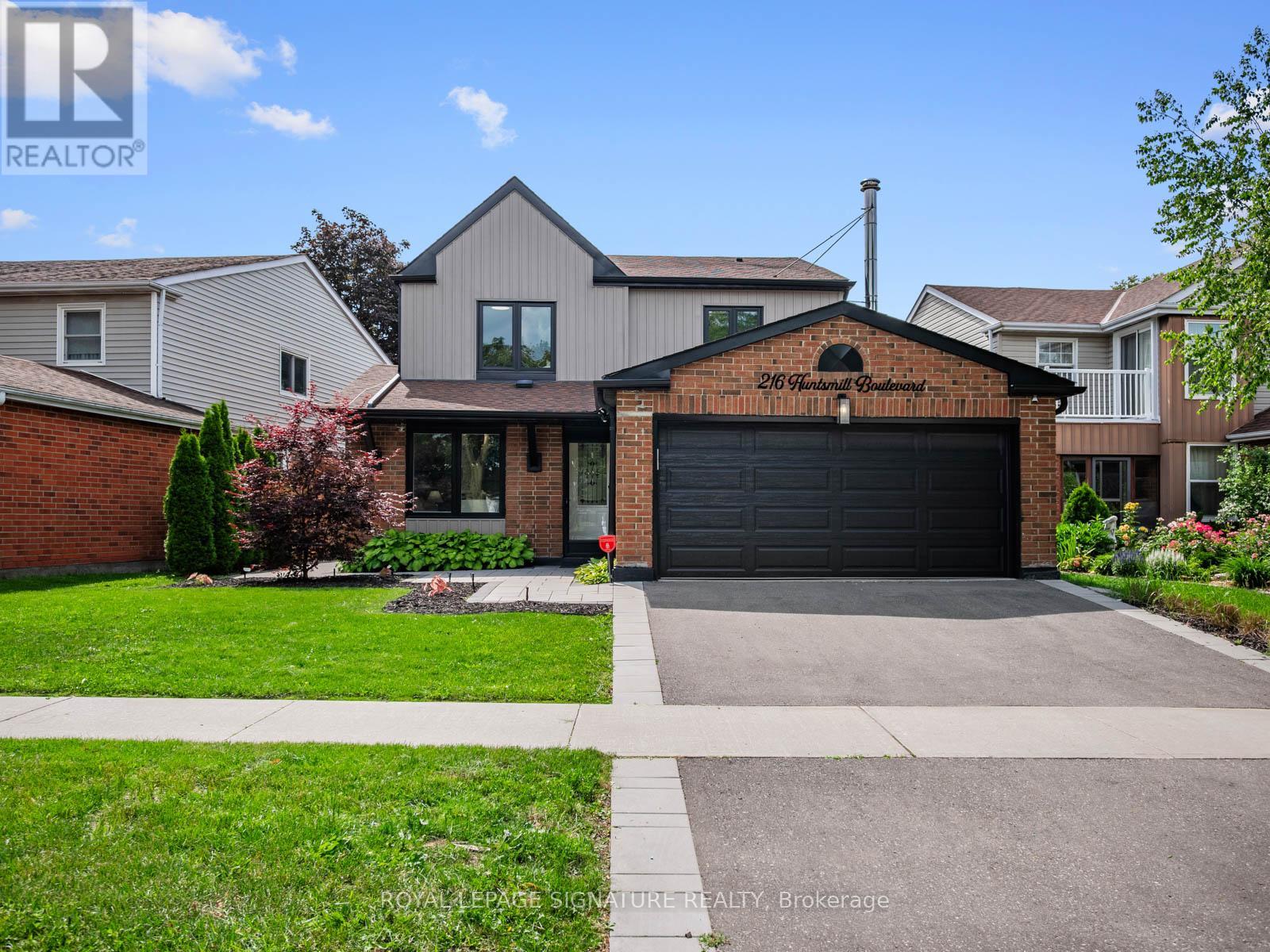 216 HUNTSMILL BOULEVARD, Toronto, Ontario