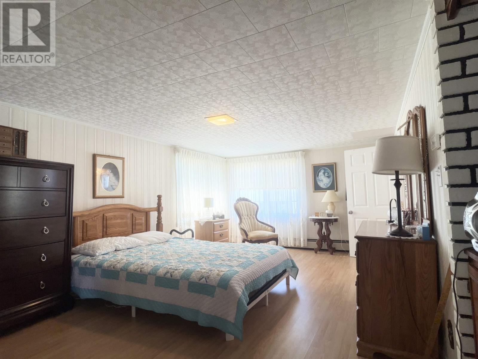 45 Franks Road, West Pubnico, Nova Scotia  B0W 3S0 - Photo 10 - 202616021