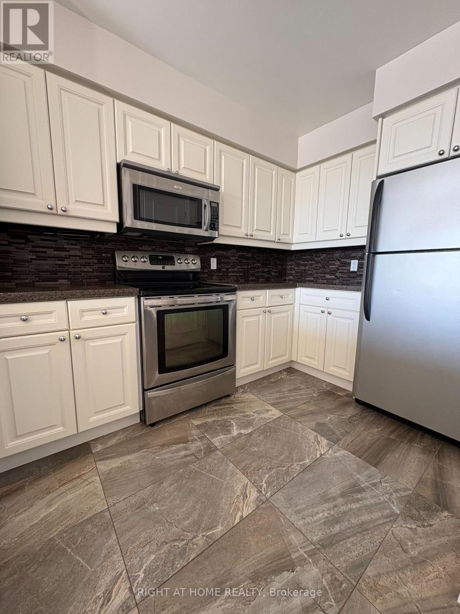 # 1812 - 1 Palace Pier Court, Toronto, Ontario  M8V 3W9 - Photo 3 - W13503554