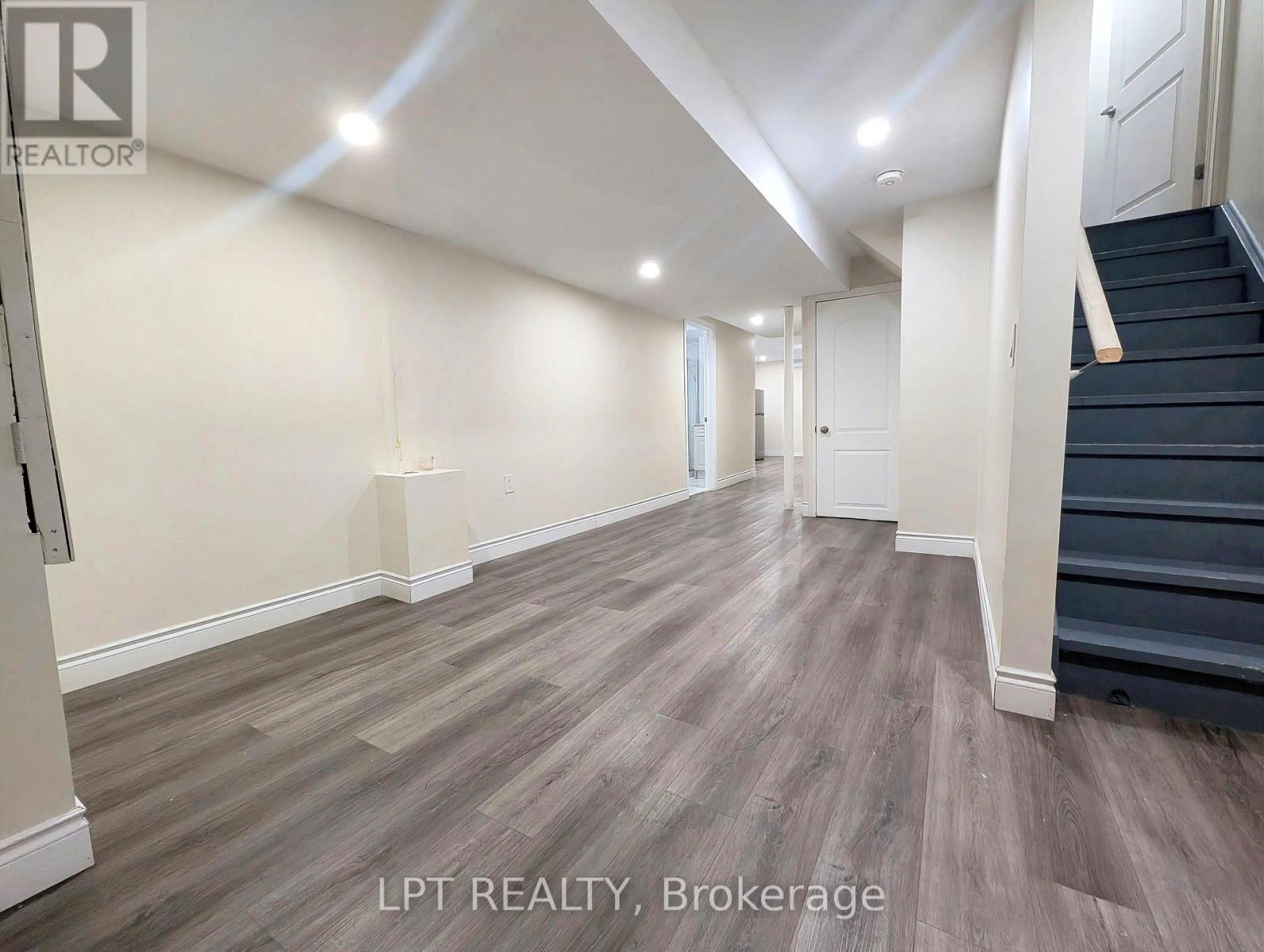 22 Dufay Road, Brampton, Ontario  L7A 4A1 - Photo 17 - W13503606