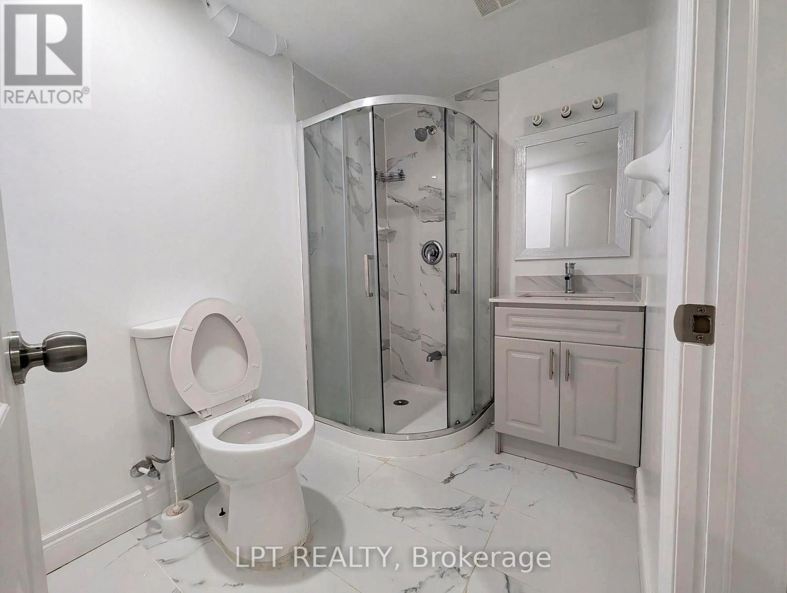 22 Dufay Road, Brampton, Ontario  L7A 4A1 - Photo 20 - W13503606