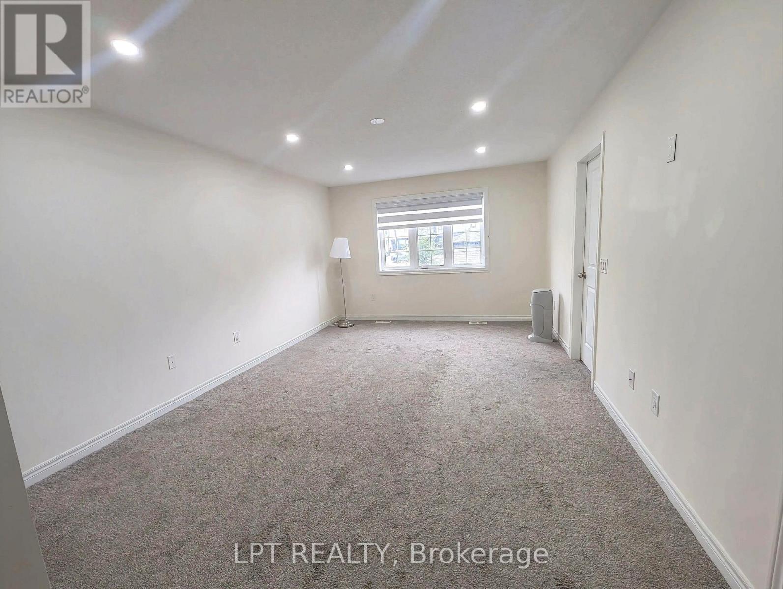 22 Dufay Road, Brampton, Ontario  L7A 4A1 - Photo 8 - W13503606