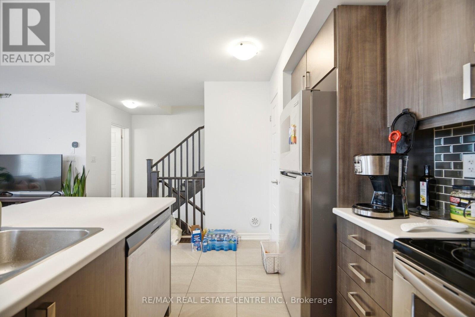 1273 Hop Place, Milton, Ontario  L9E 1S4 - Photo 12 - W13503618