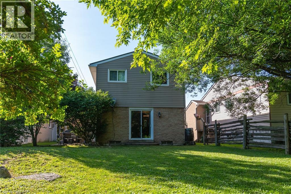 162 Parkside Drive E, Fergus, Ontario  N1M 3E8 - Photo 19 - 40844047