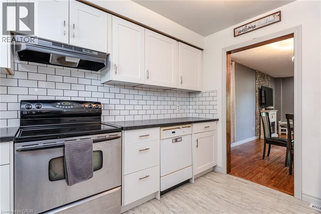 162 Parkside Drive E, Fergus, Ontario  N1M 3E8 - Photo 35 - 40844047
