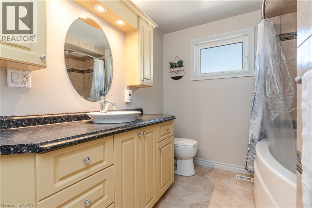 162 Parkside Drive E, Fergus, Ontario  N1M 3E8 - Photo 47 - 40844047