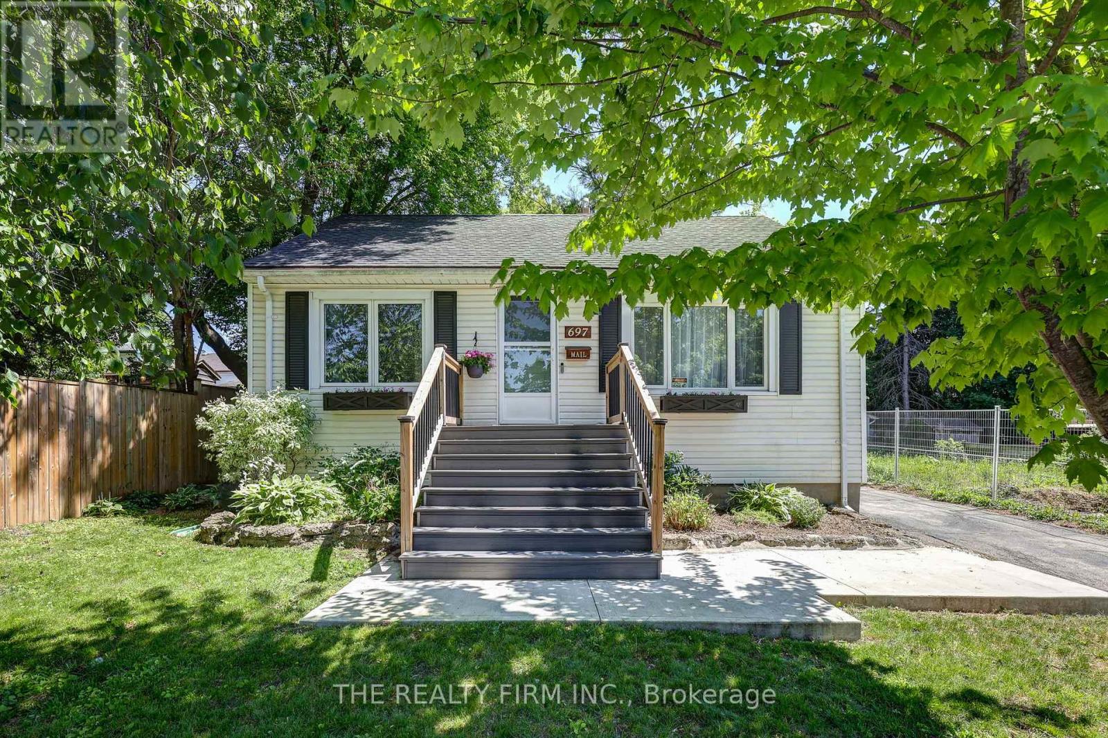 697 Victoria Street, London East, Ontario  N5Y 4C3 - Photo 2 - X13503658