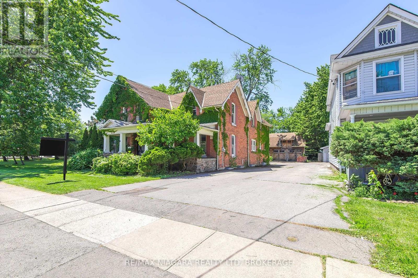 518 King Street, Port Colborne, Ontario  L3K 4H6 - Photo 2 - X13503638