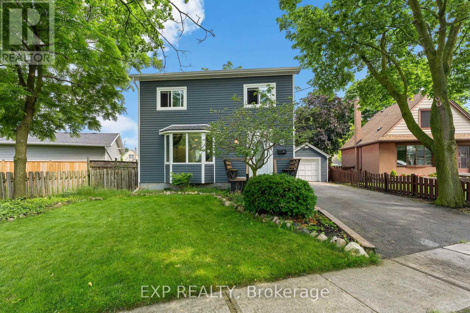 3 Winnifred Avenue, St. Catharines, Ontario  L2M 5X2 - Photo 2 - X13503646