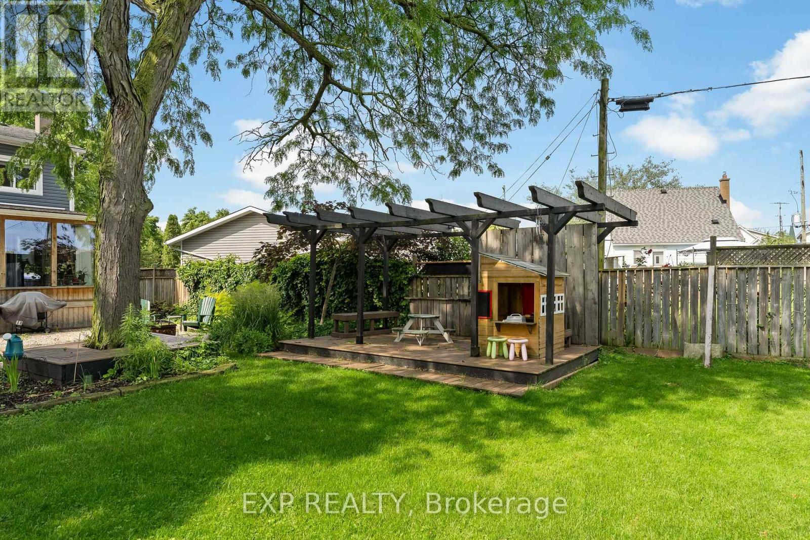 3 Winnifred Avenue, St. Catharines, Ontario  L2M 5X2 - Photo 46 - X13503646