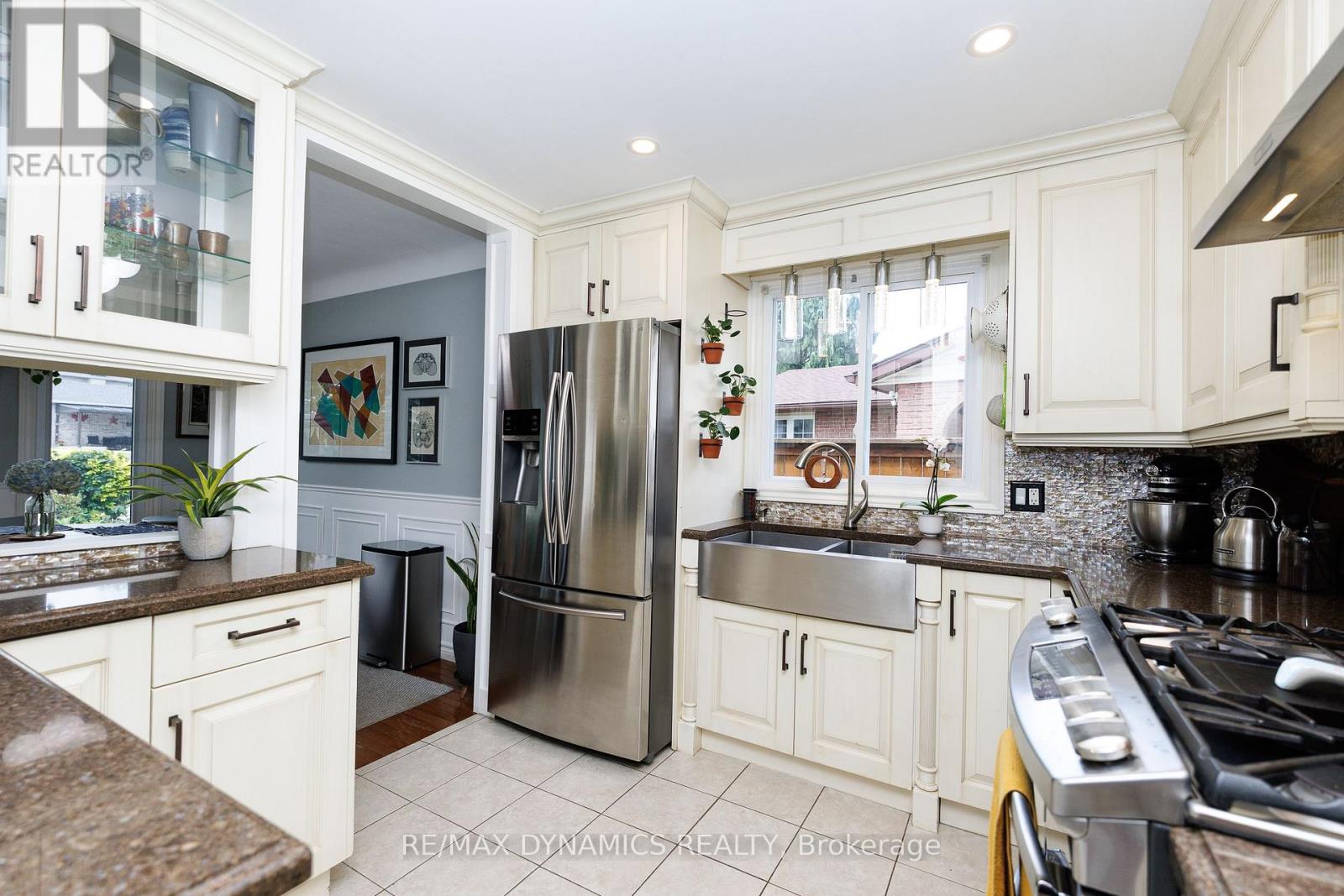 4204 Brookdale Drive, Niagara Falls, Ontario L2H 2B5 - Photo 6 - X13503676