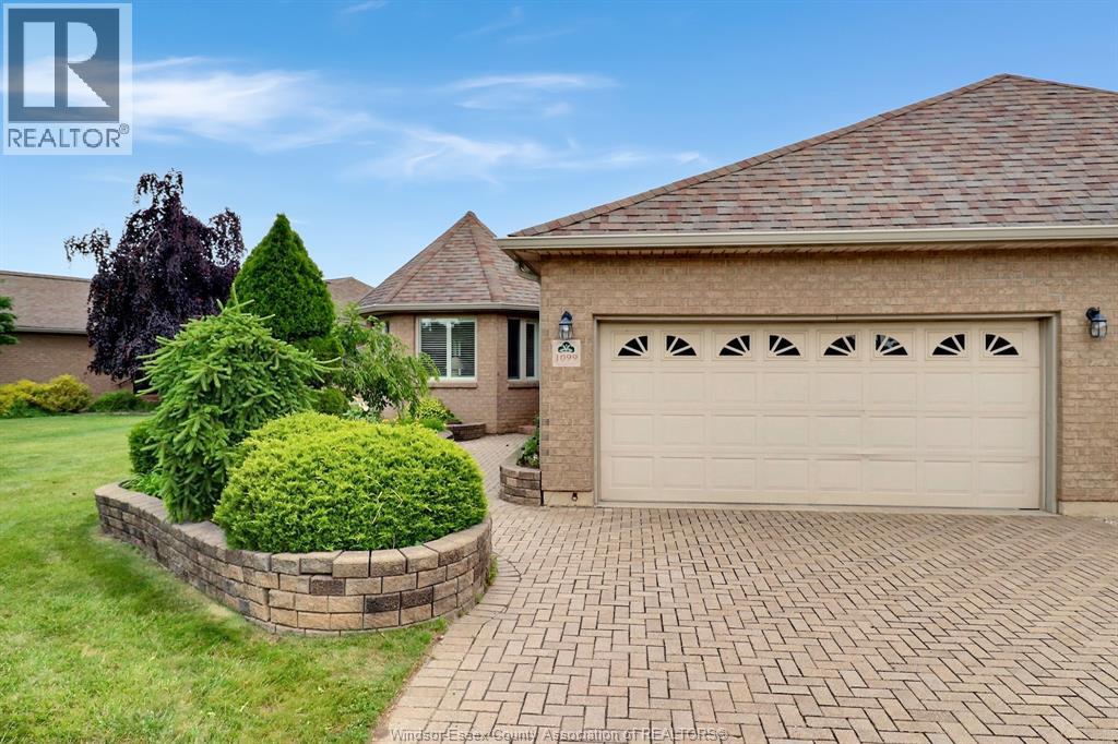 1099 Imperial Crescent, Windsor, Ontario  N9G 2T4 - Photo 2 - 26015483