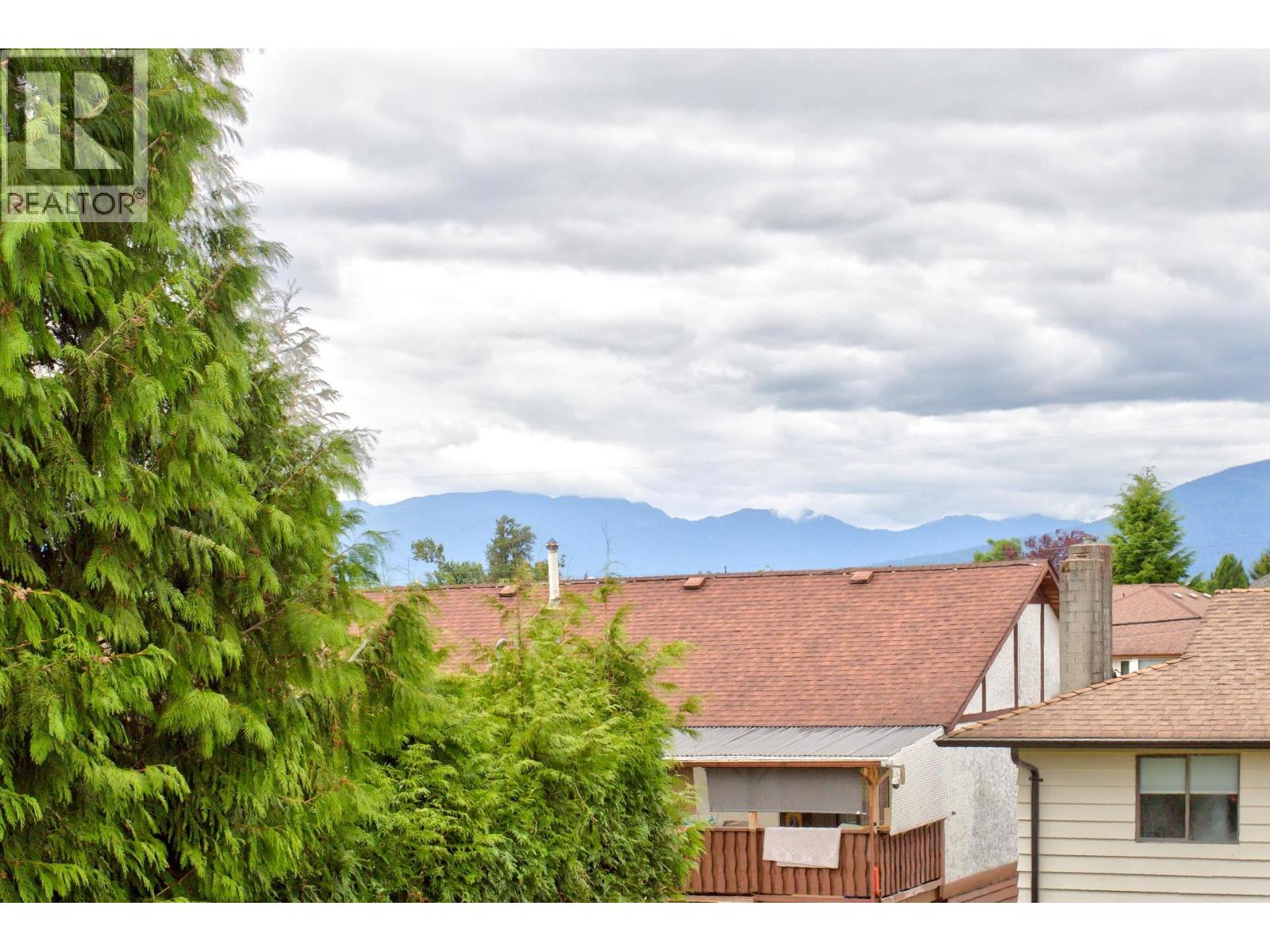18861 122b Avenue, Pitt Meadows, British Columbia  V3Y 1S4 - Photo 3 - R3140867