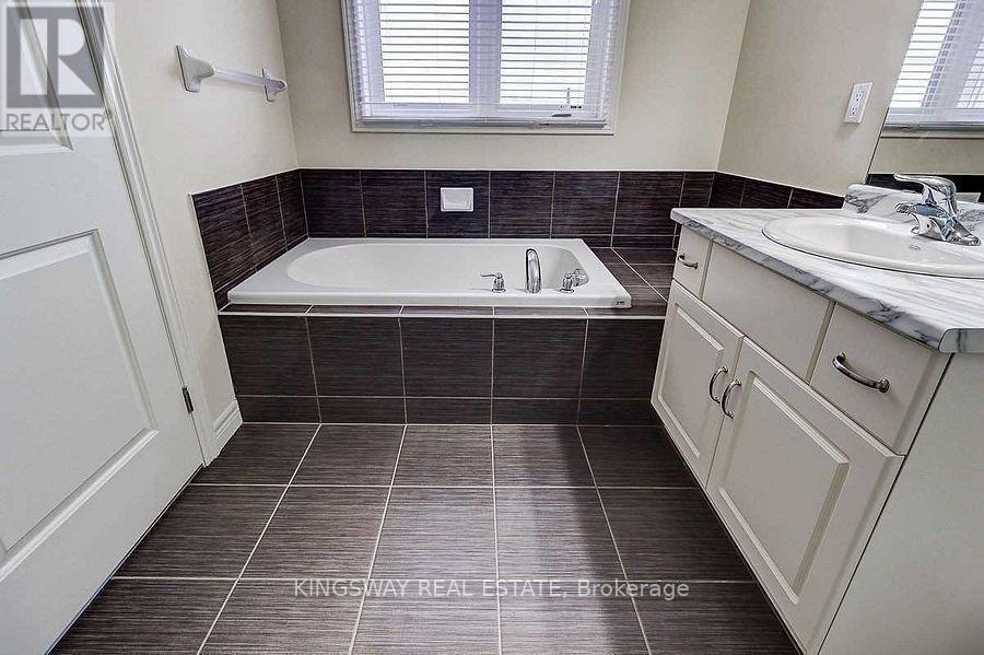 5 - 7 Lakelawn Road, Grimsby, Ontario  L3M 0E9 - Photo 23 - X13503670