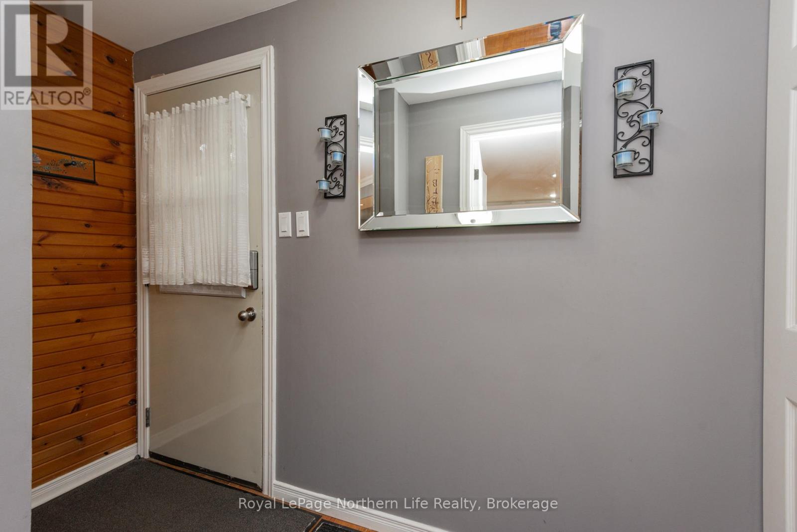 12 Valley View Drive E, Powassan, Ontario  P0H 1Z0 - Photo 10 - X13503722
