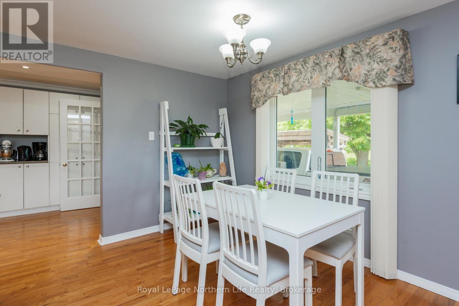 12 Valley View Drive E, Powassan, Ontario  P0H 1Z0 - Photo 17 - X13503722