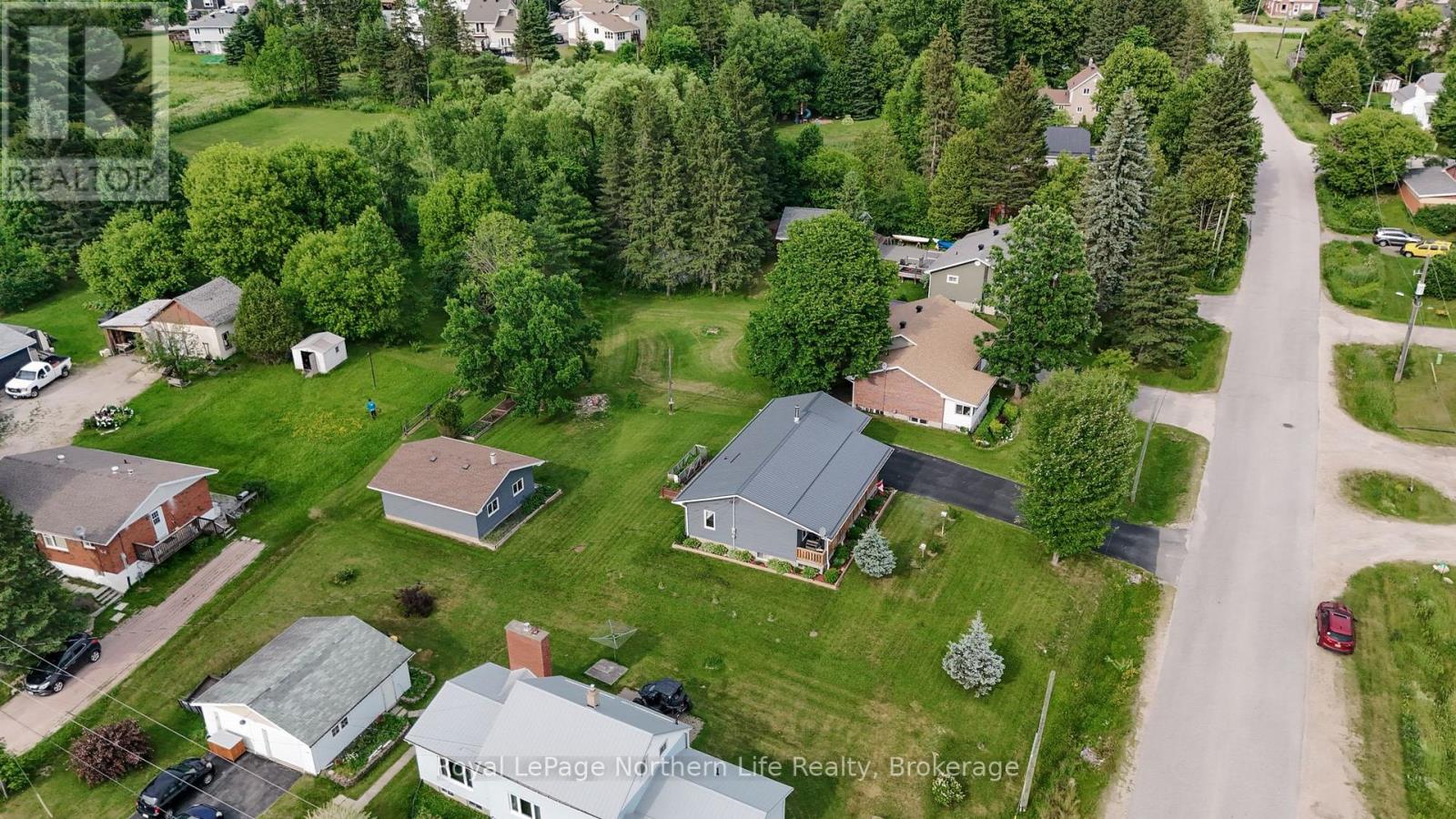 12 Valley View Drive E, Powassan, Ontario  P0H 1Z0 - Photo 47 - X13503722