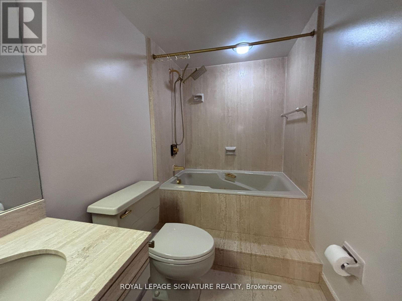 1409 - 65 Harbour Square, Toronto, Ontario  M5J 2L4 - Photo 12 - C13503724