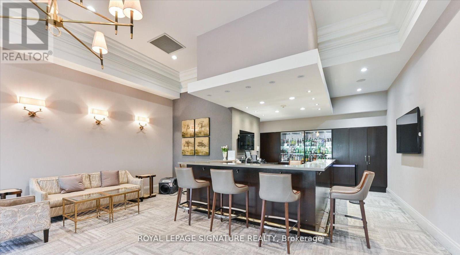 1409 - 65 Harbour Square, Toronto, Ontario  M5J 2L4 - Photo 22 - C13503724