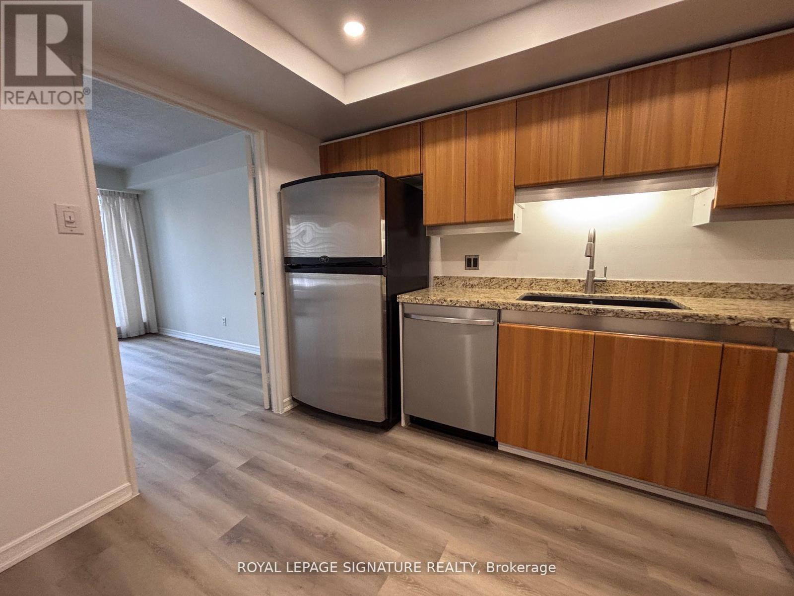 1409 - 65 Harbour Square, Toronto, Ontario  M5J 2L4 - Photo 6 - C13503724