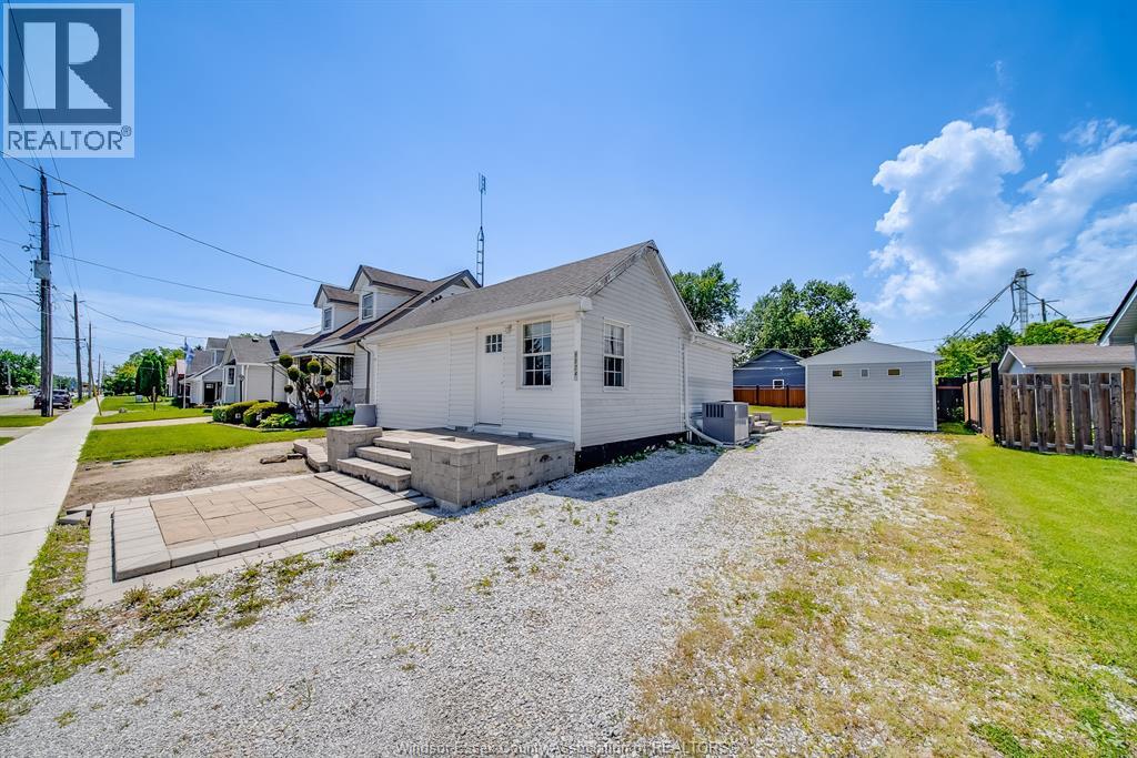 9524 Walker Road, Mcgregor, Ontario  N0R 1J0 - Photo 21 - 26015137