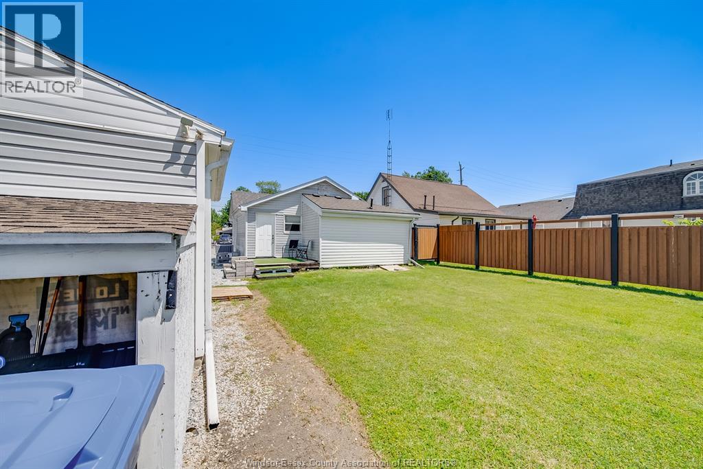 9524 Walker Road, Mcgregor, Ontario  N0R 1J0 - Photo 28 - 26015137