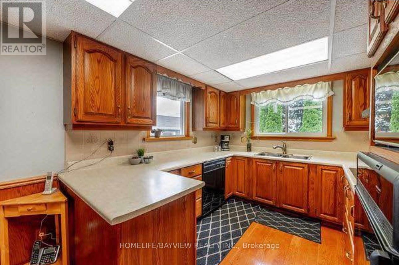 3 Stapleton Drive, Whitchurch-Stouffville, Ontario  L4A 2Z3 - Photo 11 - N13503718