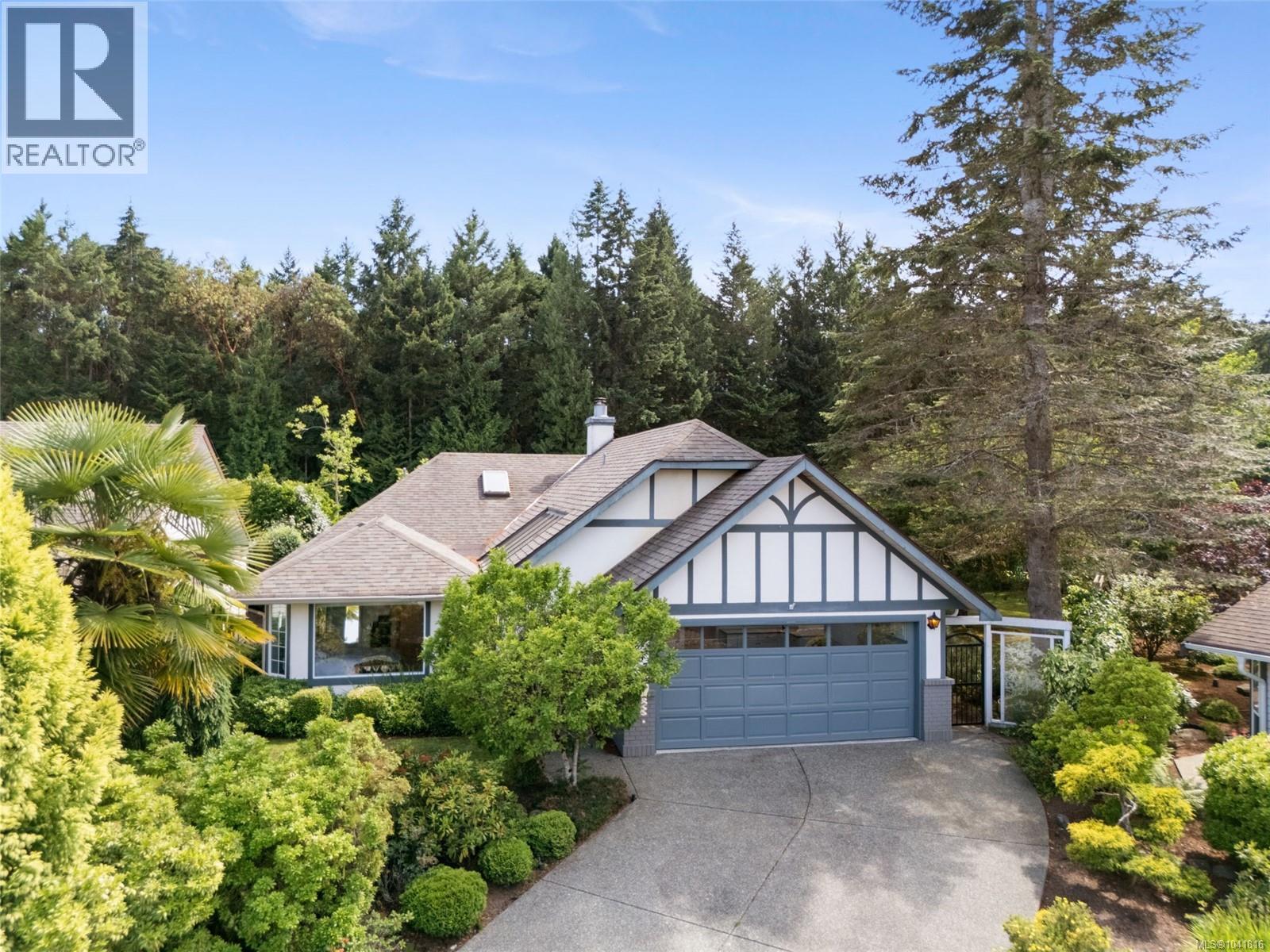 697 Pine Ridge Dr, Cobble Hill, British Columbia