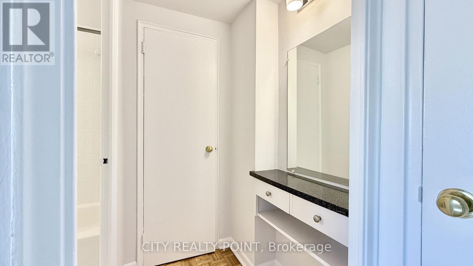 903 - 276 St George Street, Toronto, Ontario  M5R 2P6 - Photo 5 - C13247802