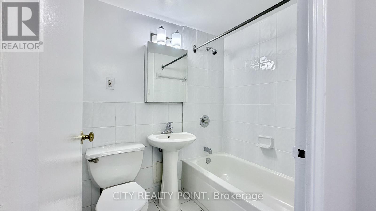 903 - 276 St George Street, Toronto, Ontario  M5R 2P6 - Photo 6 - C13247802