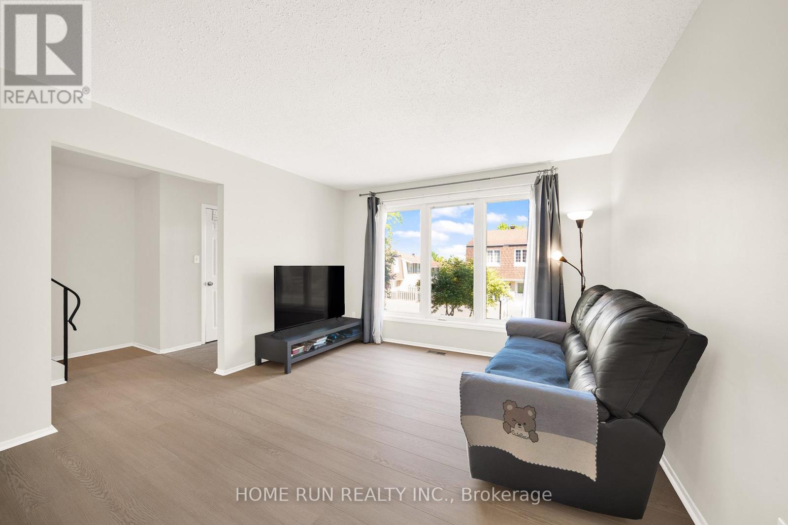 4 - 2111 Montreal Road, Ottawa, Ontario  K1J 8M8 - Photo 6 - X13503740
