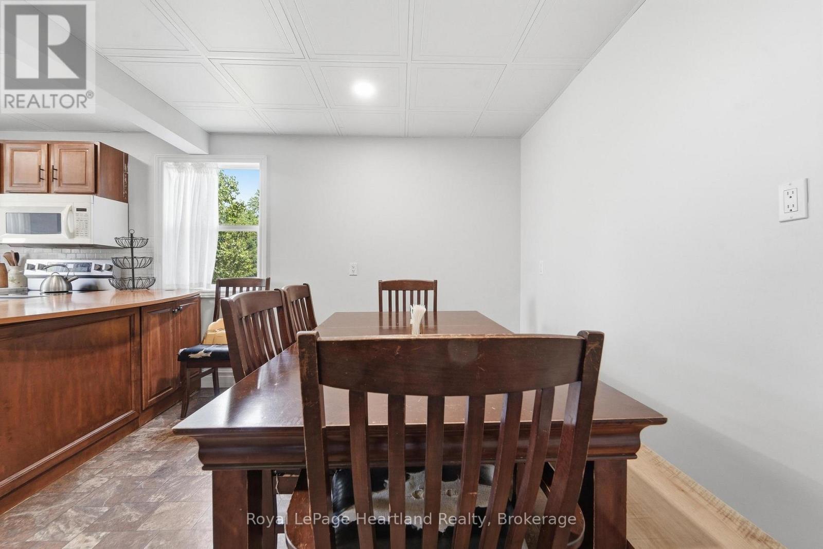 2010 Alma Street N, Howick, Ontario  N0G 1X0 - Photo 12 - X13460062