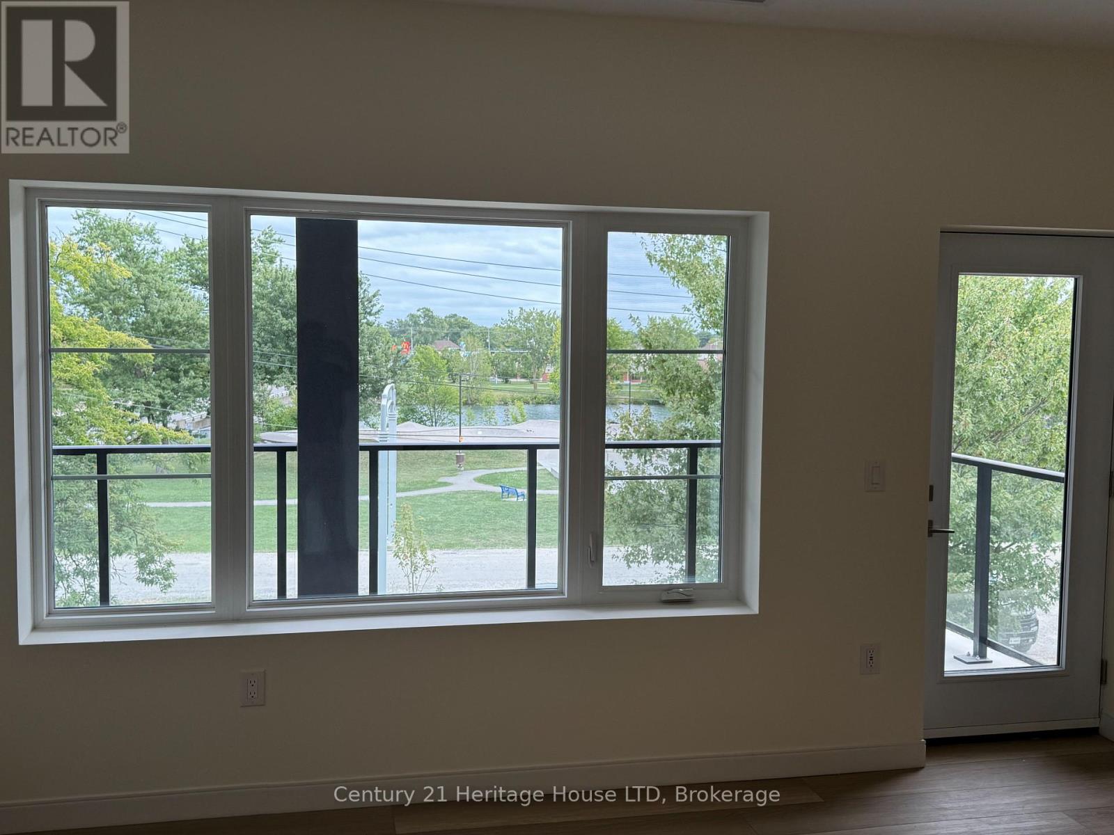 304 - 119 Lincoln Street, Welland, Ontario  L3C 0L2 - Photo 4 - X13503774