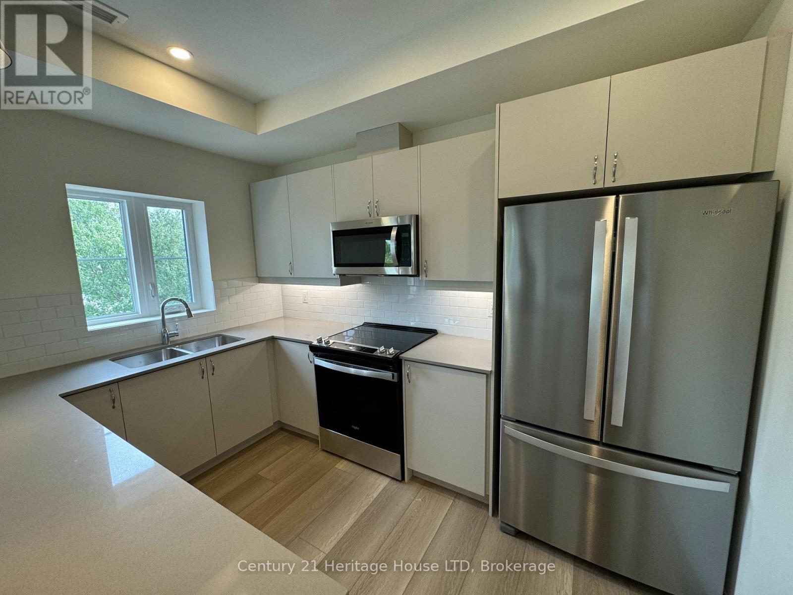 304 - 119 Lincoln Street, Welland, Ontario  L3C 0L2 - Photo 5 - X13503774