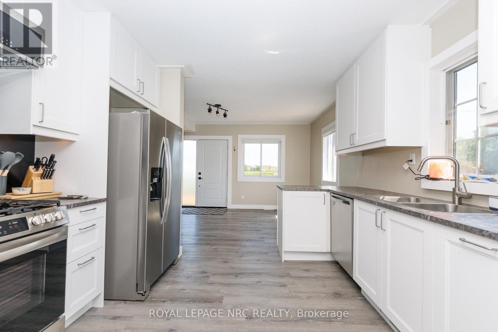 21 Huron Street, Welland, Ontario  L3B 5J2 - Photo 12 - X13503780