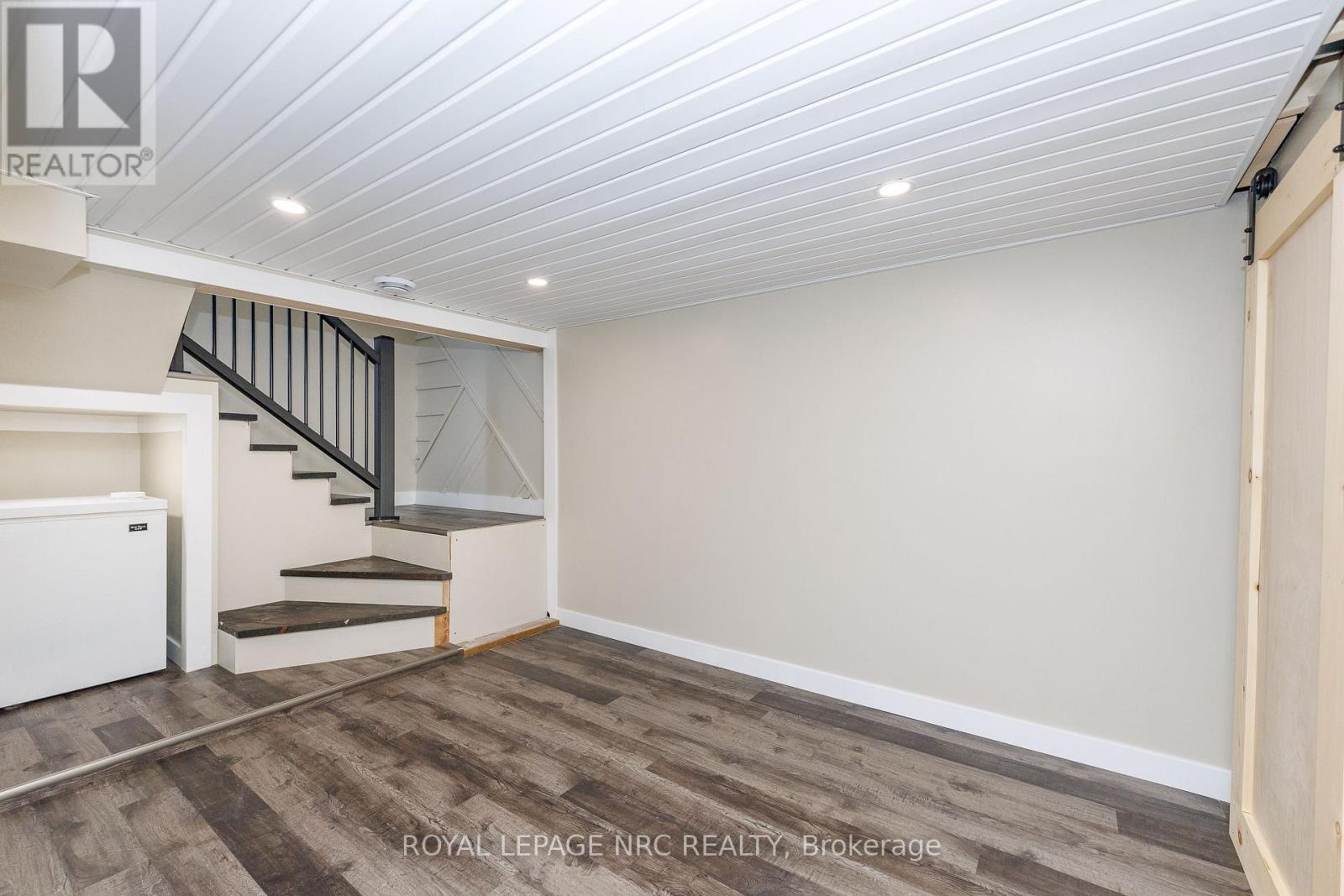 21 Huron Street, Welland, Ontario  L3B 5J2 - Photo 19 - X13503780