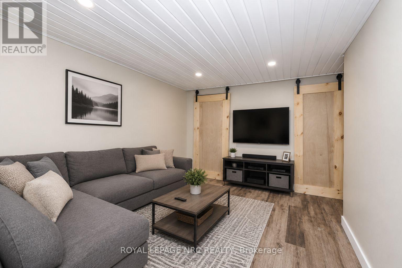 21 Huron Street, Welland, Ontario  L3B 5J2 - Photo 21 - X13503780