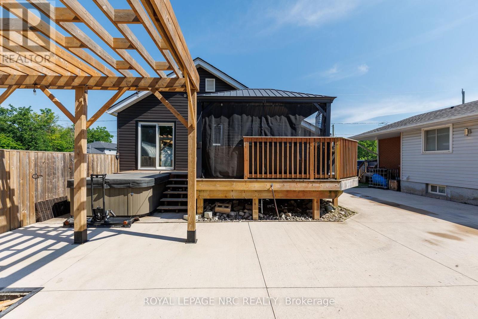 21 Huron Street, Welland, Ontario  L3B 5J2 - Photo 27 - X13503780