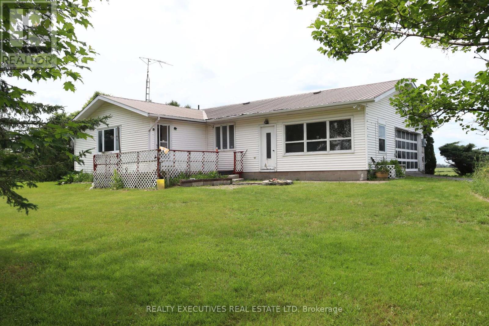 11478 Van Camp Road, North Dundas, Ontario K0C 2K0 - Photo 2 - X13503746