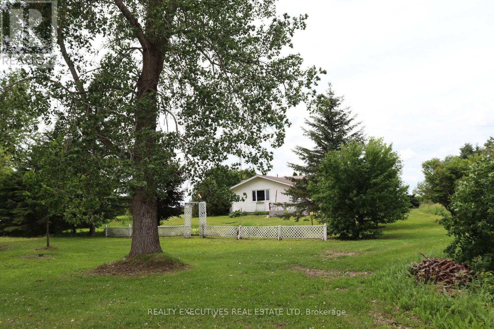 11478 Van Camp Road, North Dundas, Ontario  K0C 2K0 - Photo 29 - X13503746